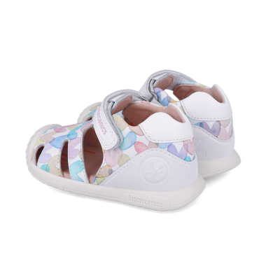 Сандалии Biomecanics для девочки 252110B